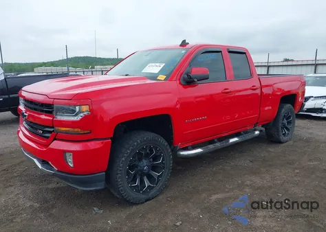 2018 Chevrolet Silverado 1500 2Lt z USA, uszkodzony, nr VIN 1GCVKRECXJZ186960
